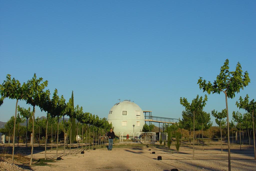 Camping Bola Hotel Villena Exterior photo